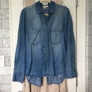 Cloth & Stone chambray buttoned top
